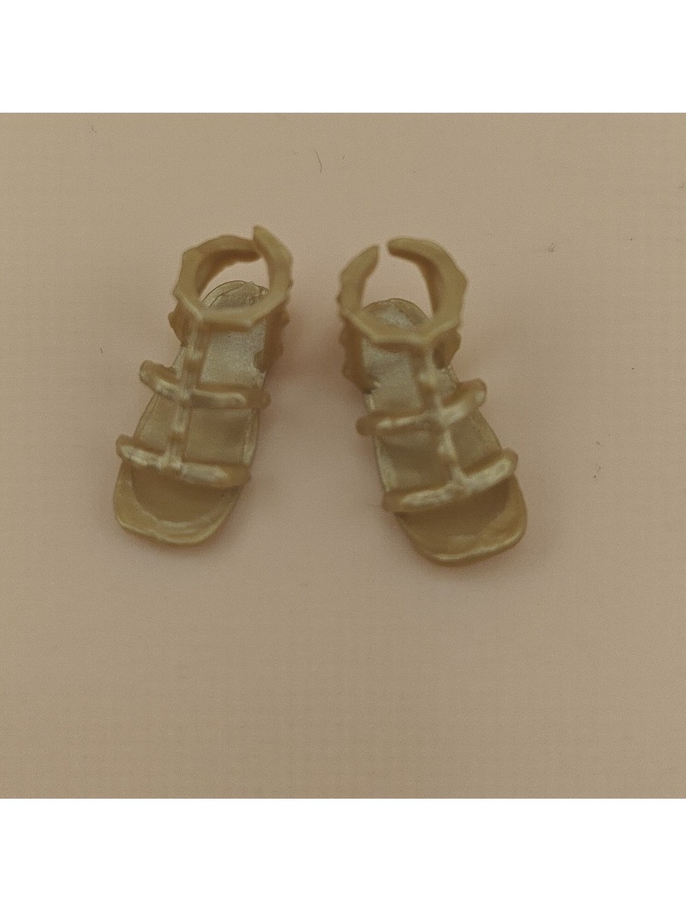 Barbie Fashionistas Flat Gold Sandals Shoes Replacement for Flat Feet Dolls